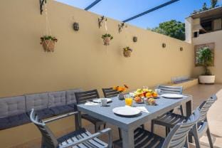 Cozy Light Nest Chania, Crete Hotel in Crete