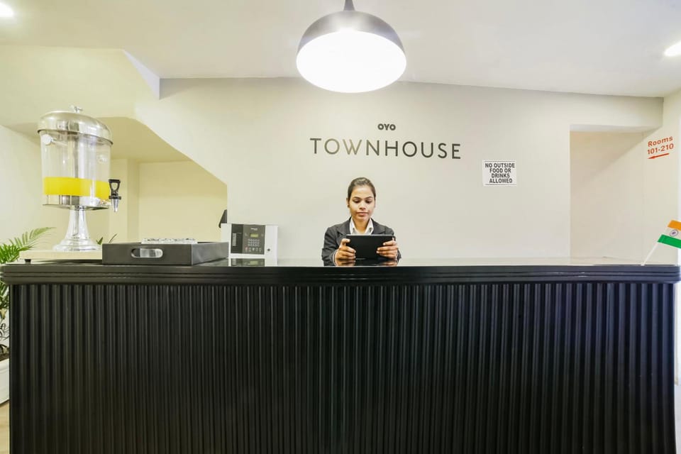 Hotel O Nawada Metro Hotel in Delhi