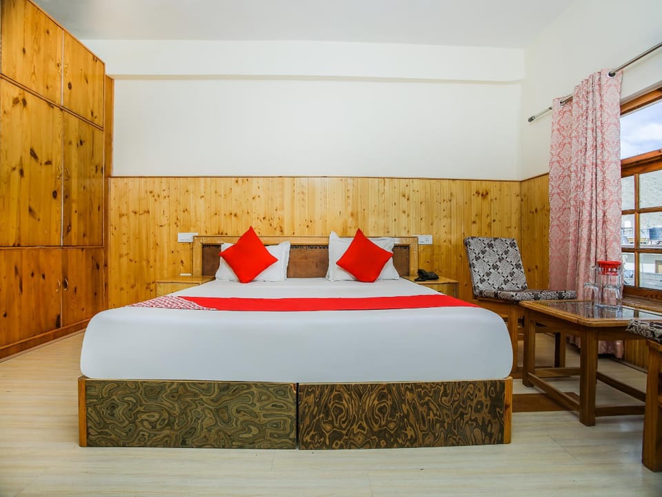 OYO 38075 Abu Palace Hotel in India