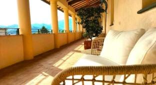 Badia Giulia Prestigious Historical B&B, Camaiore Adults only - Pets free Hotel in Camaiore