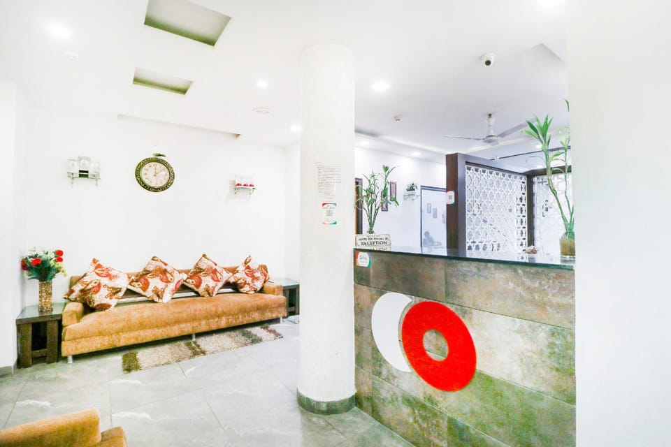 Capital O 9822 Hotel Seven Hotel in Chandigarh