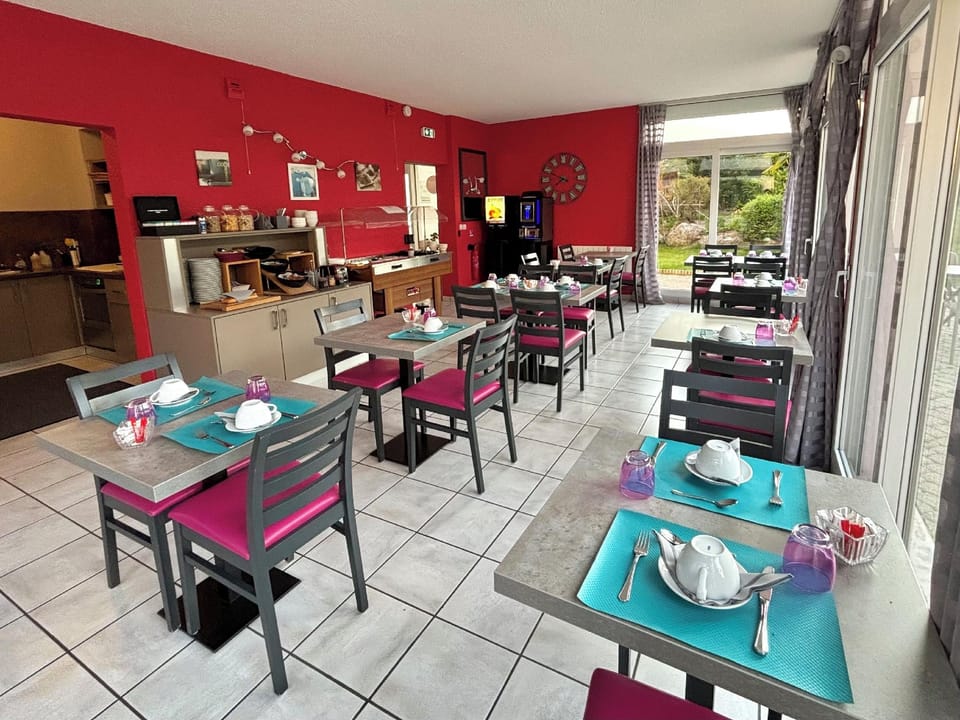 Hôtel de France Évian Hotel in Évian-les-Bains