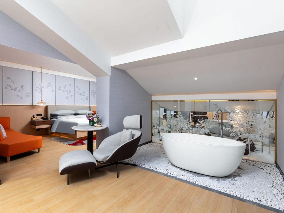 Renjoy Hotel Changbaishan Hotel in China