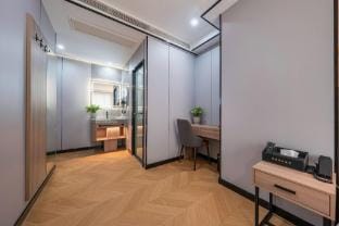 Chenrui Smart Hotel (Qianjiang New City Qingchun Plaza Branch) Hotel in Hangzhou