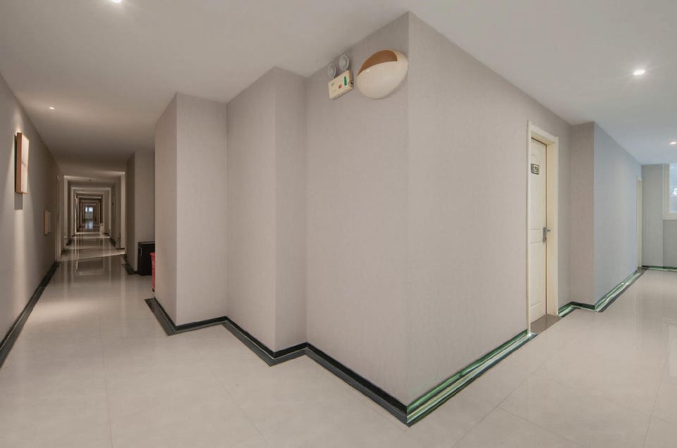 Xuanpeng Selected Hotel (Xiasha University Town Branch) Hotel in Hangzhou