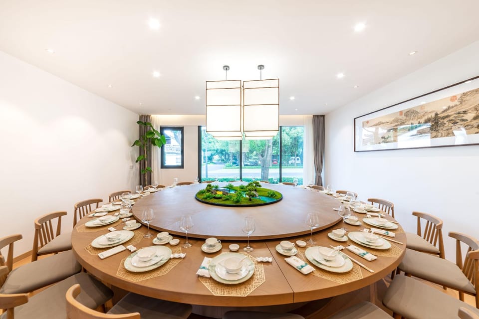 Suzhou ATE Resort (Taihu Dongshan Scenic Area Branch) Hotel in Suzhou