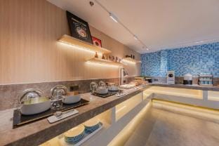 Home Inn (Cixi Guanhaiwei Branch) Hotel in Zhejiang