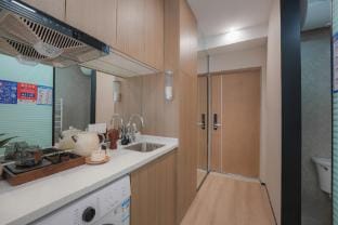 Lanwan Holiday Apartment (Nanjing South Station Jinlun Star Center) Hotel in Nanjing