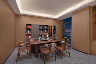 Yangzhou East High-speed Rail Station Zhongqing International Hotel Hotel in Jiangsu