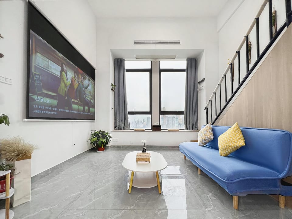 Bubble Giant Screen Cinema Apartment (Wujin Wuyue Plaza Branch) Hotel in Suzhou
