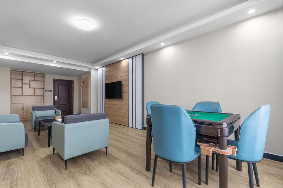 TourChina HOTEL (Shangqiu Yongcheng Party School Branch) Hotel in Jiangsu