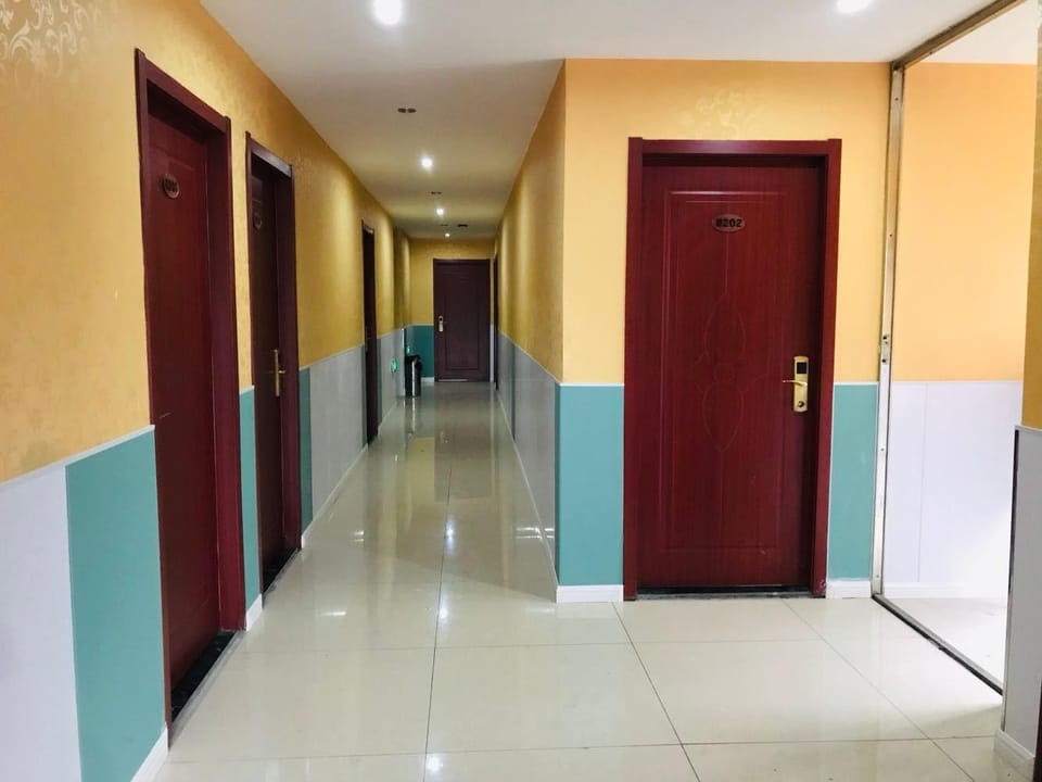 Tea Garden Business Hotel (Xiangjiadang Branch) Hotel in Suzhou