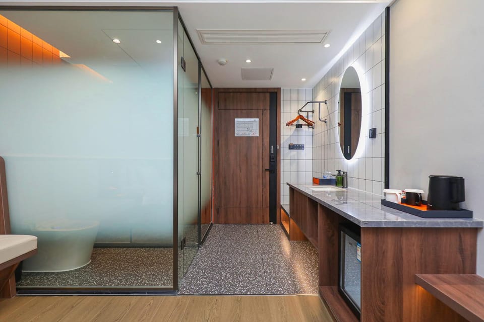 Qingmu Platinum Hotel (Nanjing Research and Innovation Park Yijing International Branch) Hotel in Nanjing