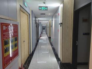 Yuxuan Electro-sports Hotel (Zhenxing Middle Road Shop) Hotel in Nanjing