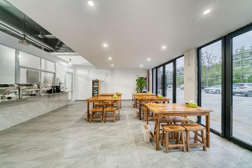 Huihe Mengchao Hotel (Longyou Chengbei Development Zone Branch) Hotel in Zhejiang
