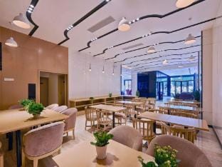 Lavande Hotel Nanjing Wanda Square Tianyin Avenue Hotel in Nanjing
