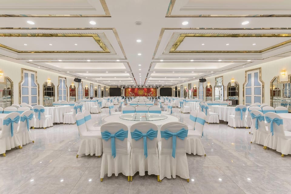 Huaxian Hotel Hotel in China
