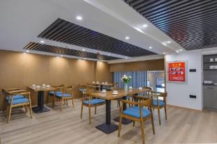 Zsmart Smart Hotel (Yangzhou Baoying Anyi High School Branch) Hotel in Jiangsu