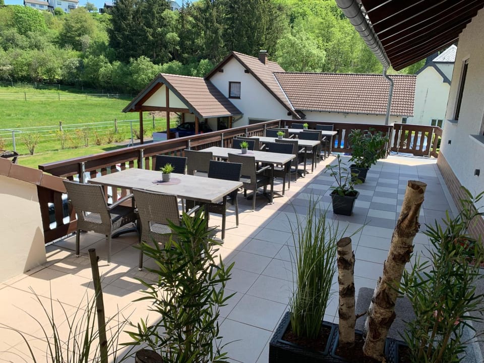 Restaurant - Pension Im Pfenn Inn in Luxembourg
