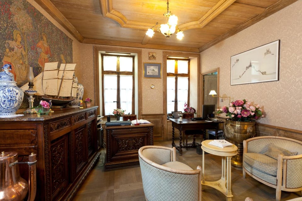 Auberge Saint Pierre Hotel in Mont Saint-Michel