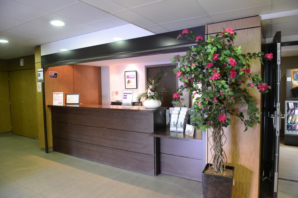 Residhotel Lyon Lamartine Apartment hotel in Tassin-la-Demi-Lune