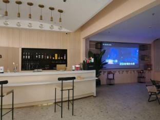 Lusheng Yujian Resort Hotel (Shengxianli) Hotel in Hangzhou