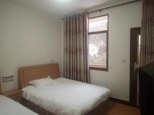 Hangzhou Qingyuan Farmhouse Hotel in Hangzhou
