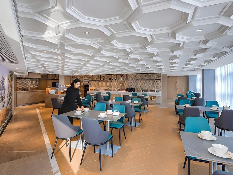 Vienna International Hotel 5.0 Huai’an Suning Plaza Bus Terminal Hotel in Jiangsu
