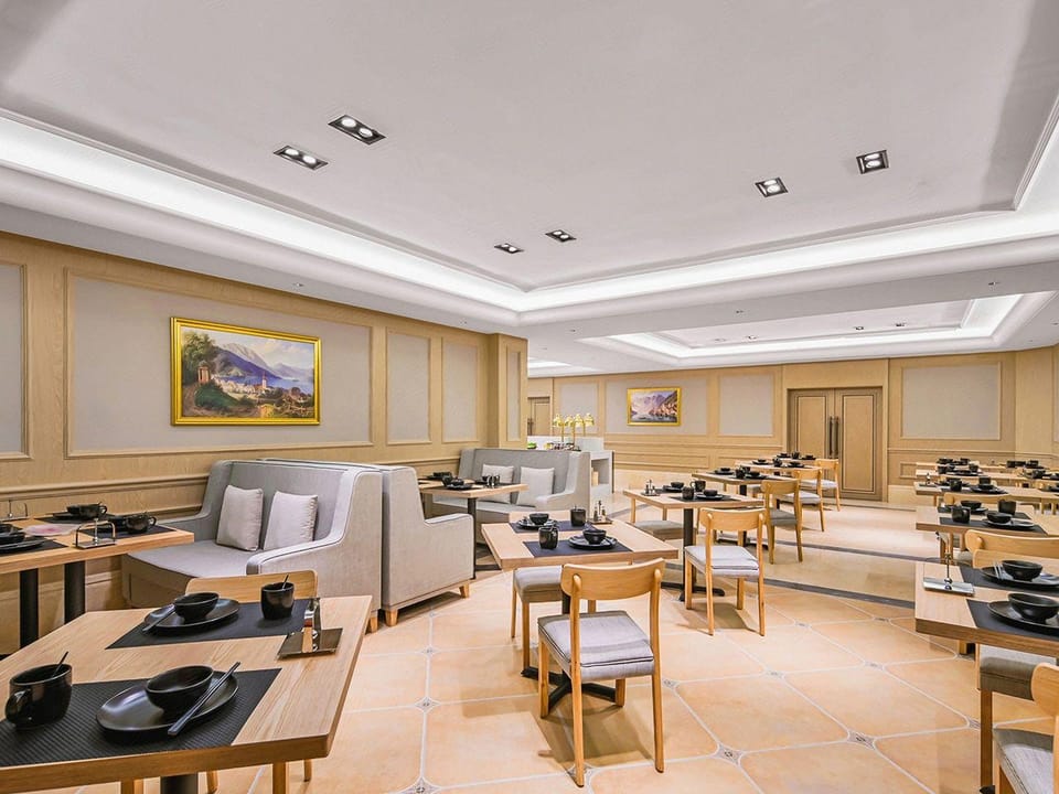 Vienna International Hotel 5.0 Jiangsu Lianshui Phoenix Star City Hotel in Jiangsu