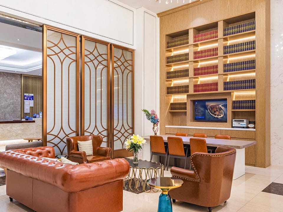 Vienna International Hotel Hangzhou Renhe Avenue Hotel in Hangzhou