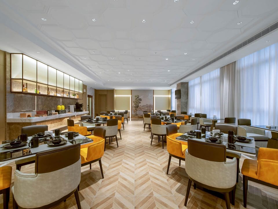 Vienna International Hotel Huai’an Lianshui Development Zone High-speed Railway Station Hotel in Jiangsu