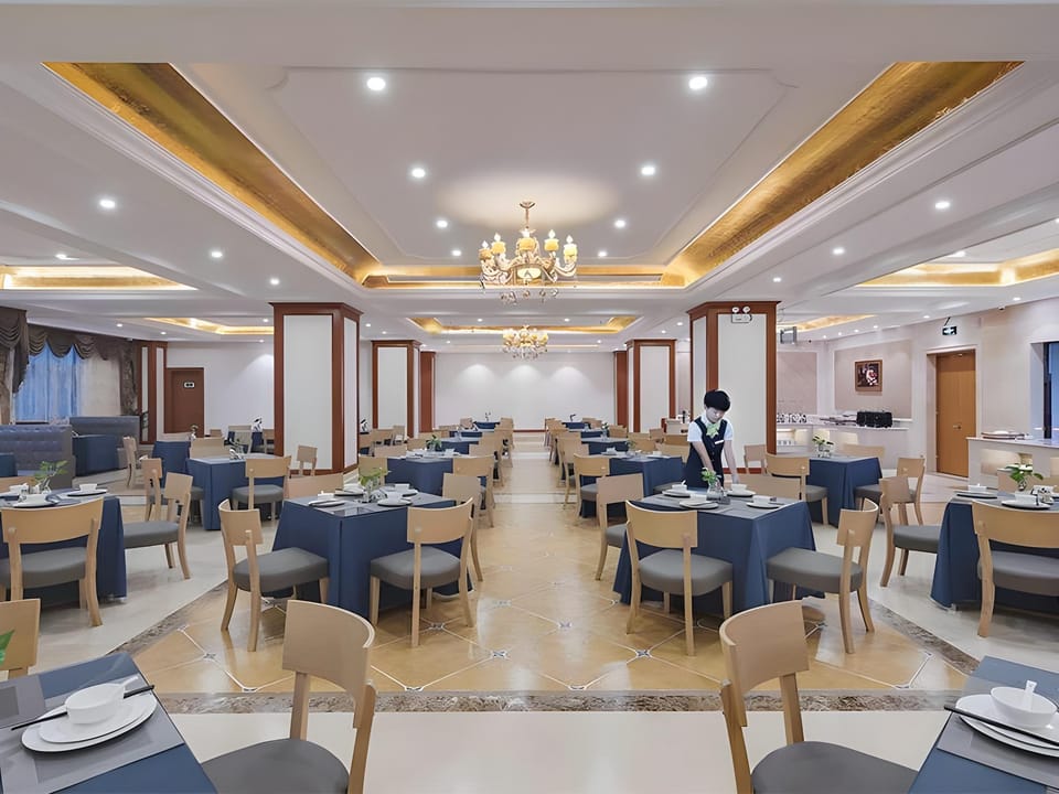 Vienna International Hotel Jiangsu Suqian Development Avenue City Government Hotel in Jiangsu