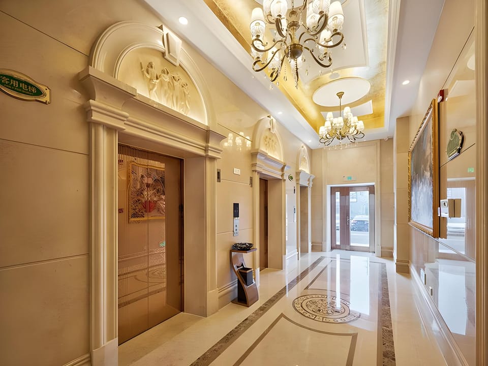Vienna International Hotel Hangzhou Xiaoshan Yaqian Metro Station Hotel in Hangzhou