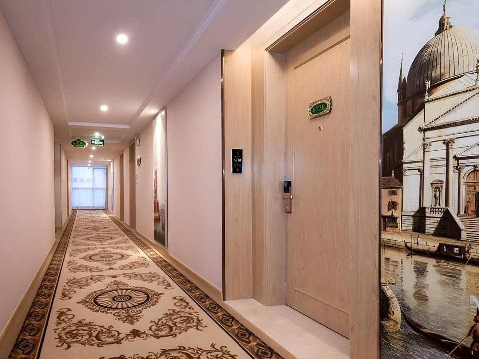 Vienna International Hotel Anhui Wuhu Economic Development Zone Hotel in Nanjing