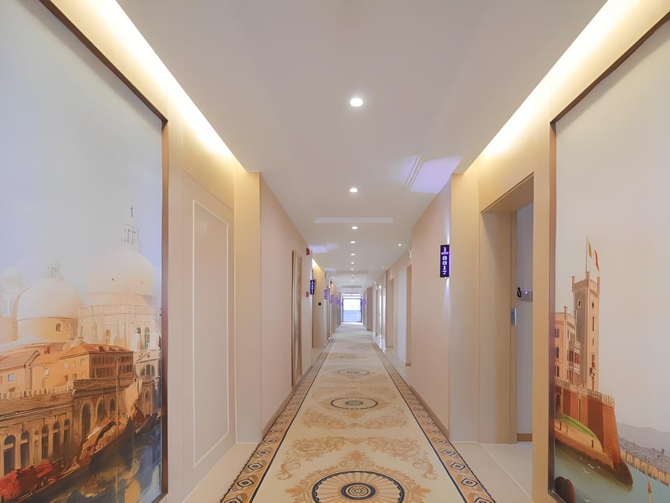 Vienna International Hotel Zhejiang Jiaxing Pinghu Zhangjiang Science Park Hotel in Shanghai