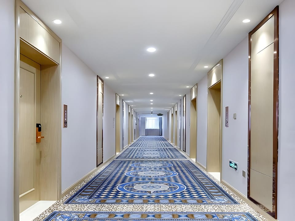 Vienna International Hotel Nanjing Xianlin Xuzhuang Software Park Metro Station Hotel in Nanjing