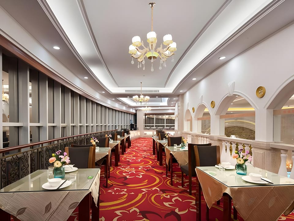 Vienna International Hotel Ningbo Fenghua Yintai Wanda Plaza Hotel in Zhejiang