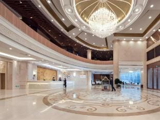 Vienna International Hotel Zhejiang Yiwu Fotang Ancient Town Baolong Plaza Hotel in Hangzhou