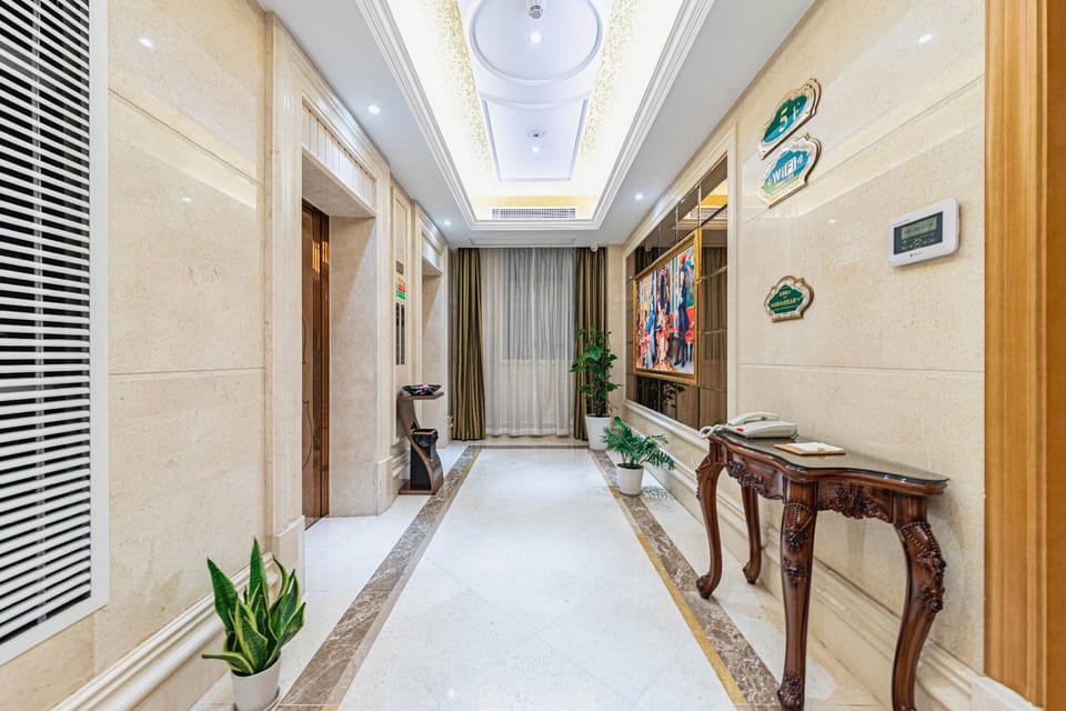 Vienna International Hotel Nanjing Lishui Zhongshan West Road Hotel in Nanjing