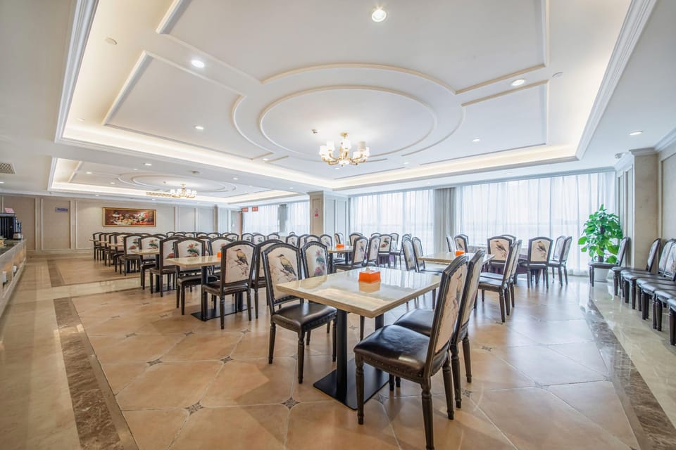 Vienna International Hotel Nanjing Lishui Zhongshan West Road Hotel in Nanjing