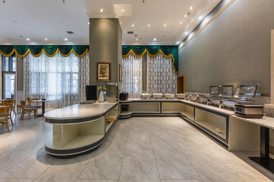 Vienna International Hotel Wuhan Wangjiawan Renxin Hui Hotel in Wuhan