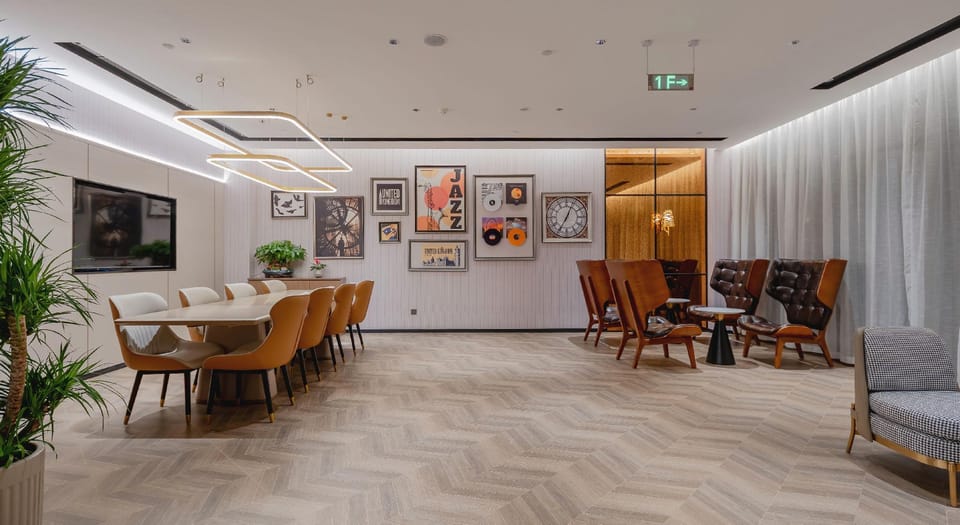 Home Inn Plus Hotel (Shaoxing Binhai New City Branch) Hotel in Zhejiang