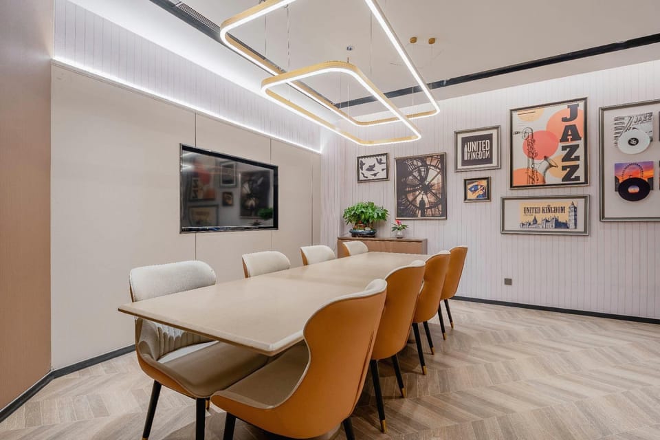 Home Inn Plus Hotel (Shaoxing Binhai New City Branch) Hotel in Zhejiang