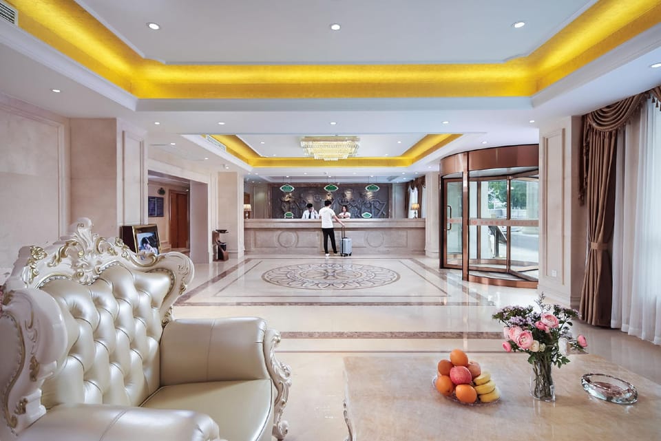 Vienna Hotel (Nanjing Hongshan Zoo Mufushan Metro Station Branch) Hotel in Nanjing