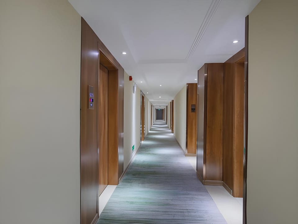 Vienna 3 Best Hotel Anhui Suzhou Lingbi Qishi Park Hotel in Jiangsu