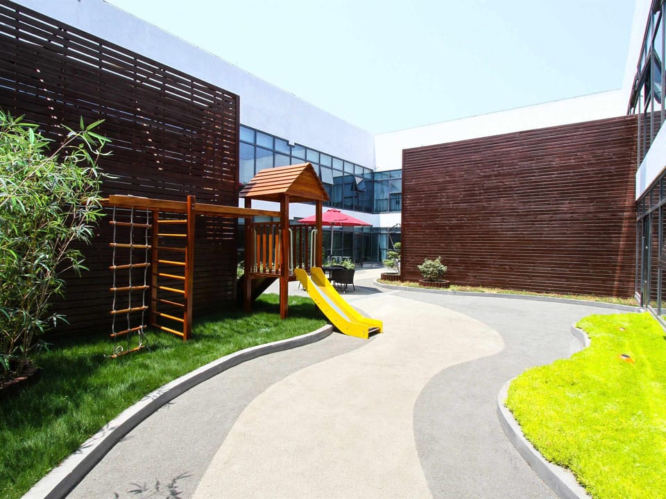 Vienna 3 Best Hotel Lianyungang Guannan High-Speed Railway Station Hotel in Jiangsu