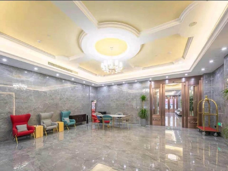 Magnotel Anqing Tongcheng High-Speed Railway East Station Xinbazhong Hotel in Jiangsu