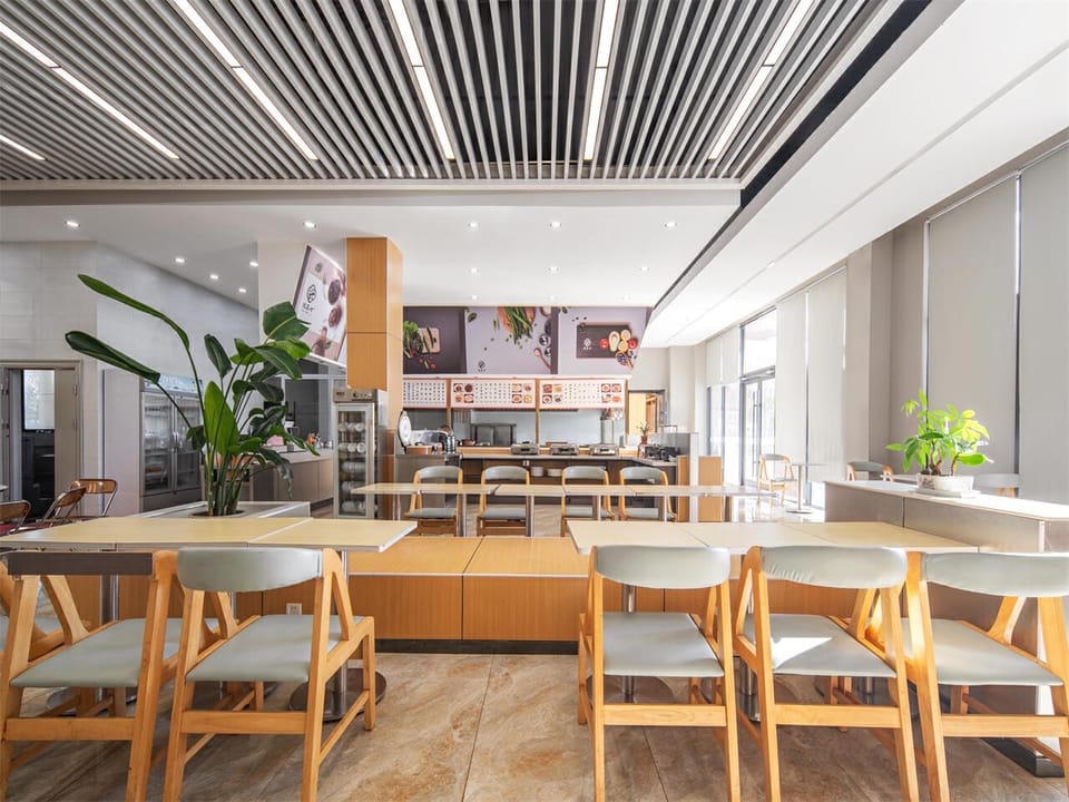 Vienna 3 Best Hotel Jiangsu Binhai High-Speed Railway Station Hotel in Jiangsu