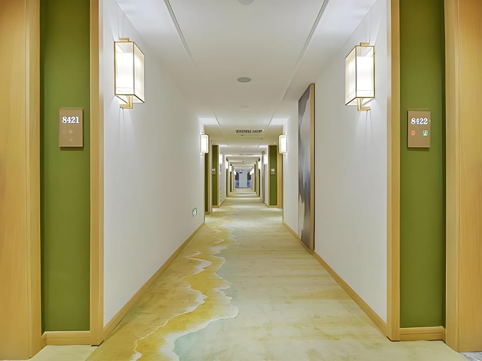 Vienna 3 Best Hotel Nanjing Lukou Airport Tongshan Metro Station Hotel in Nanjing