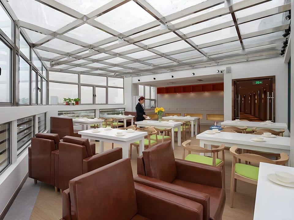 Vienna 3 Best Hotel Nanjing SASSEUR Mall Moling Hotel in Nanjing